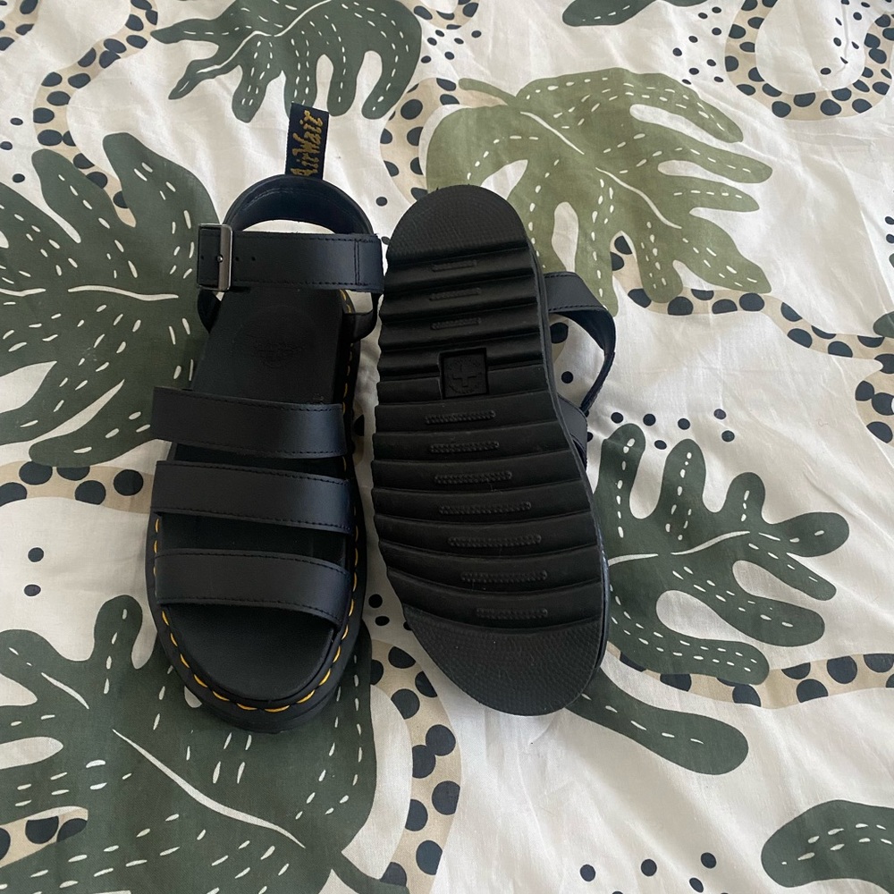 Doc martens women’s sandals